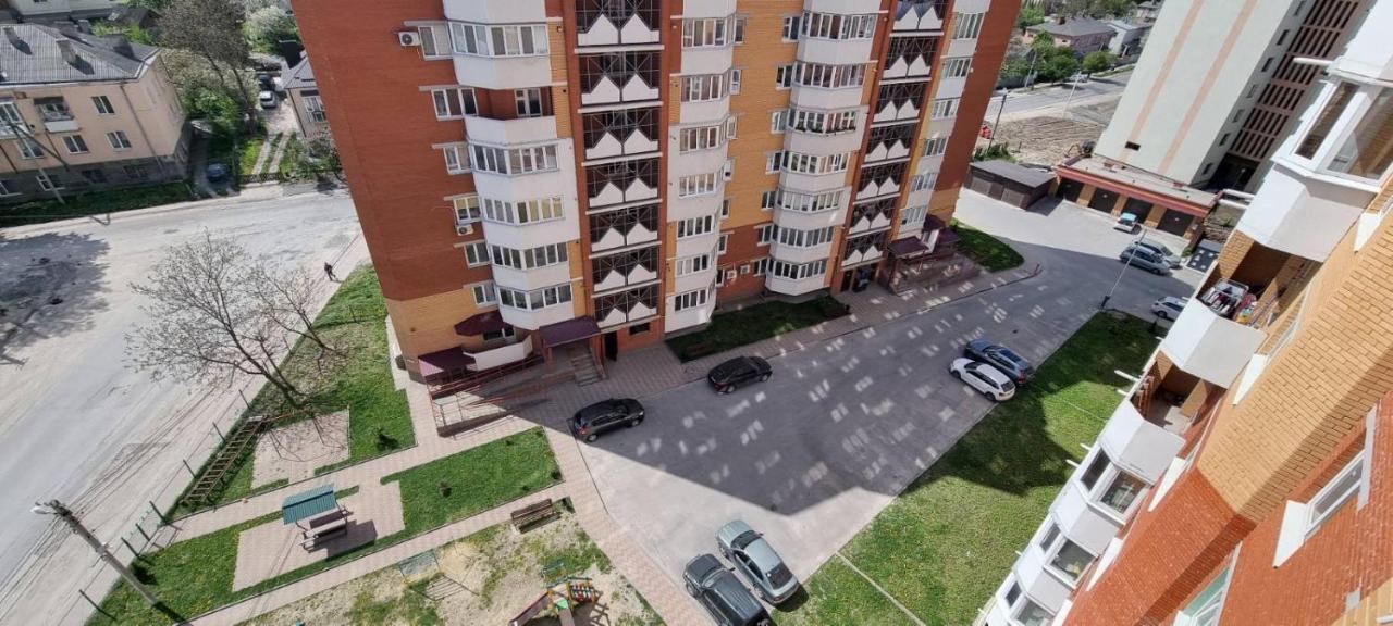 Затишна Двокімнатна Квартира เตอร์โนปิล ภายนอก รูปภาพ